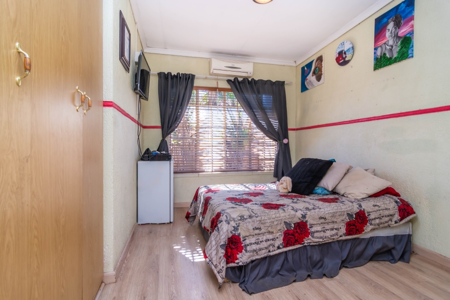 3 Bedroom Property for Sale in Helikonpark Gauteng