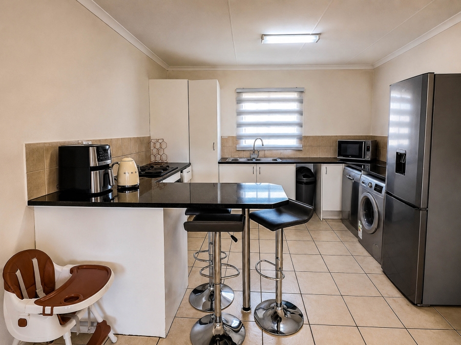 3 Bedroom Property for Sale in Kosmosdal Gauteng
