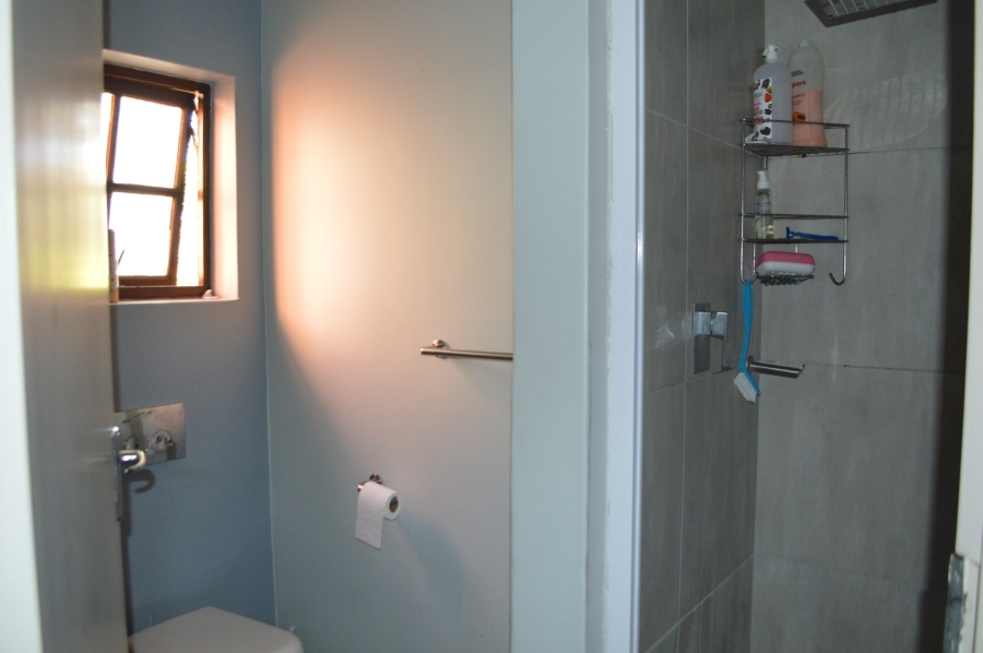 2 Bedroom Property for Sale in Bryanston Gauteng