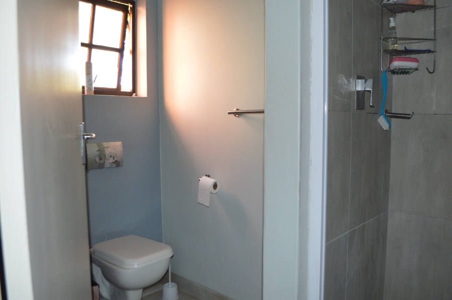 2 Bedroom Property for Sale in Bryanston Gauteng