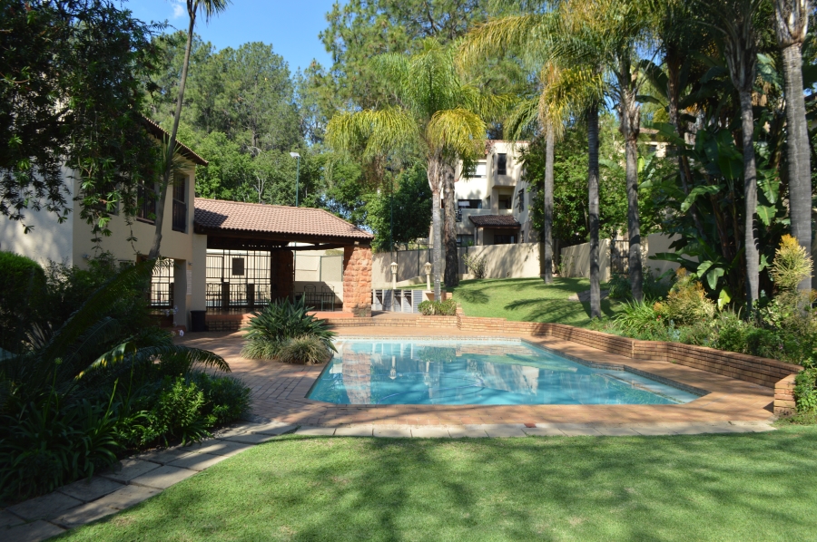 2 Bedroom Property for Sale in Bryanston Gauteng
