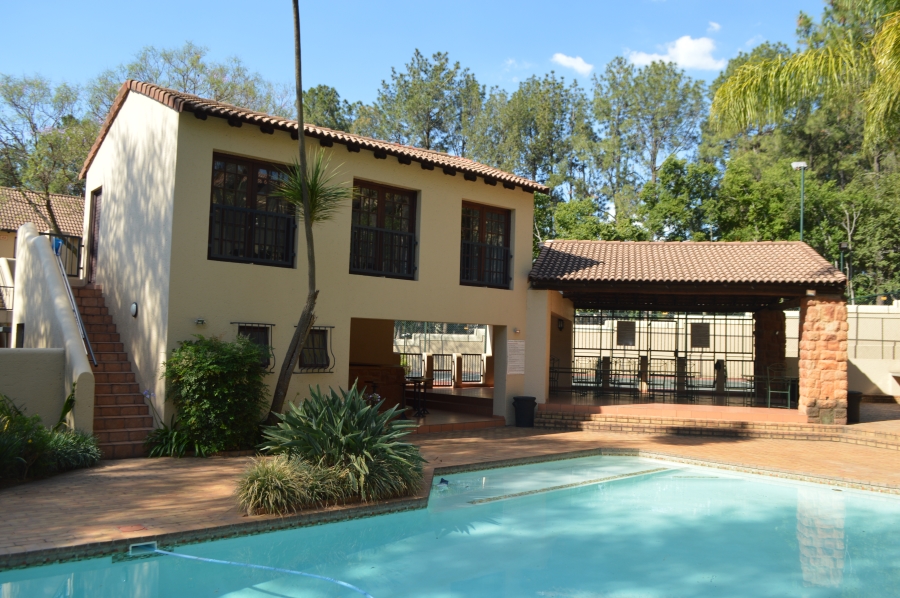 2 Bedroom Property for Sale in Bryanston Gauteng