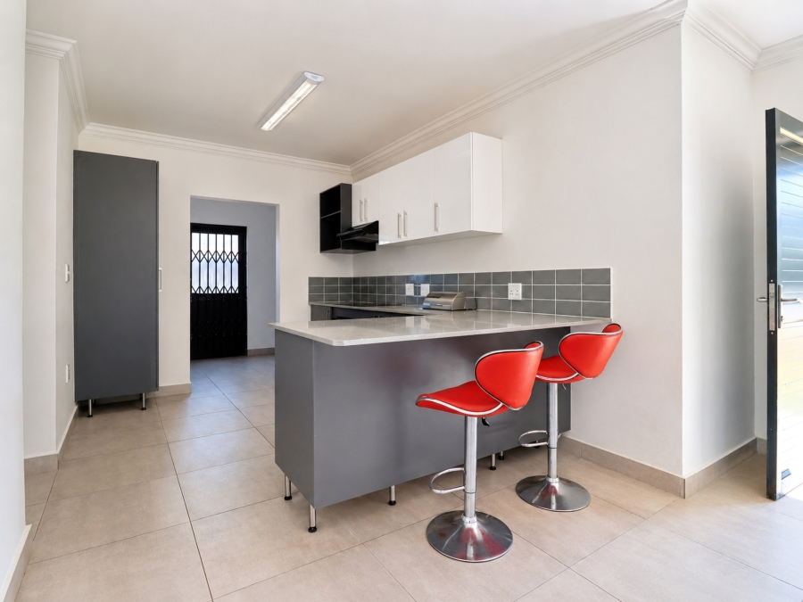 3 Bedroom Property for Sale in Thatchfield Estate Gauteng