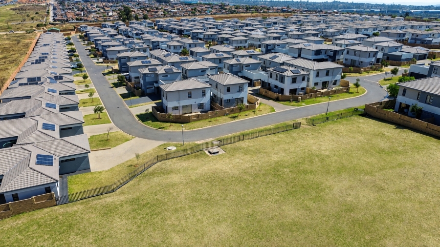 3 Bedroom Property for Sale in Thatchfield Estate Gauteng