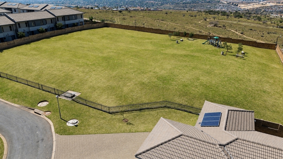 3 Bedroom Property for Sale in Thatchfield Estate Gauteng