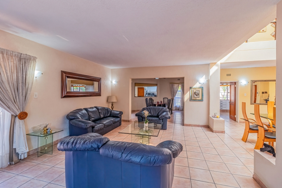 5 Bedroom Property for Sale in Bedfordview Gauteng