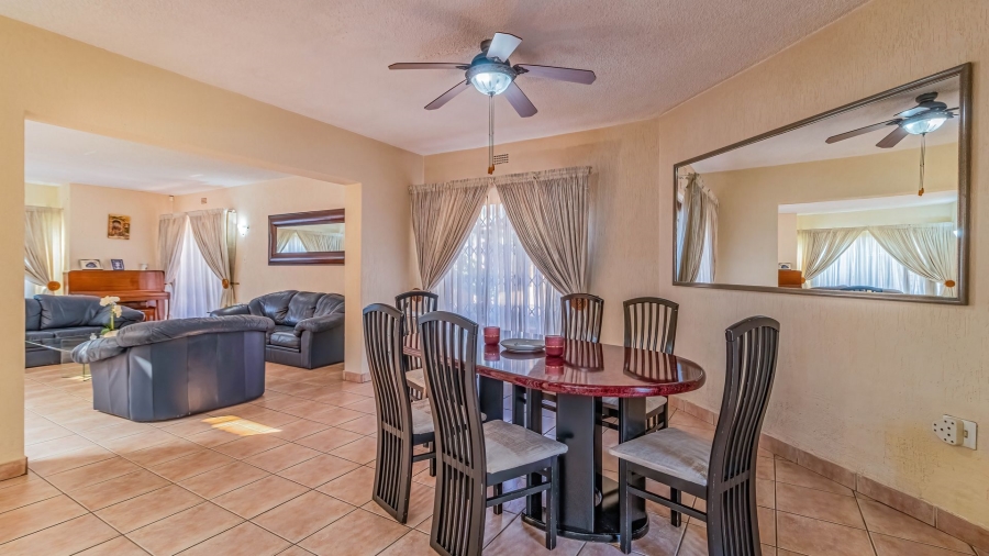 5 Bedroom Property for Sale in Bedfordview Gauteng