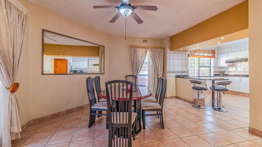 5 Bedroom Property for Sale in Bedfordview Gauteng