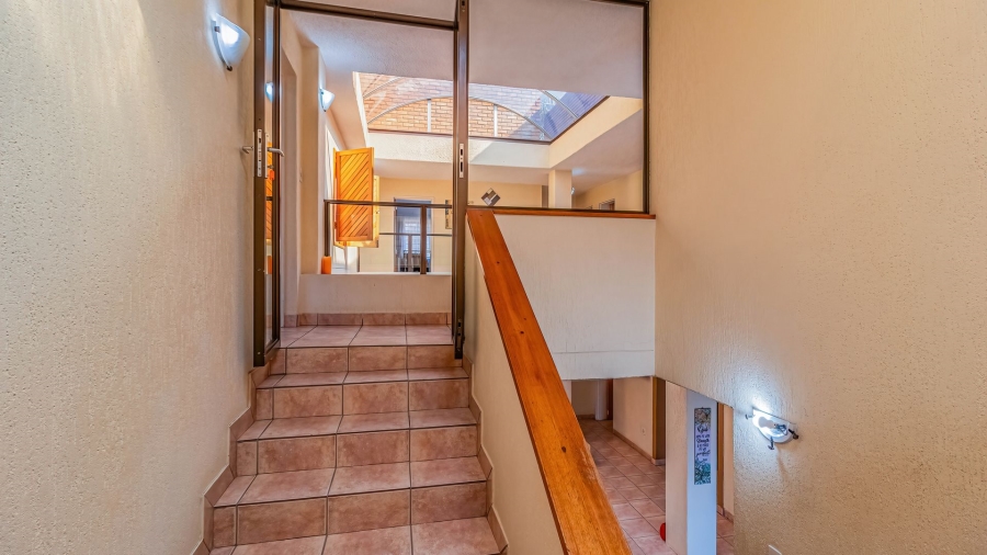 5 Bedroom Property for Sale in Bedfordview Gauteng