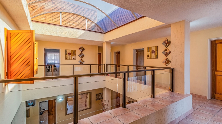 5 Bedroom Property for Sale in Bedfordview Gauteng