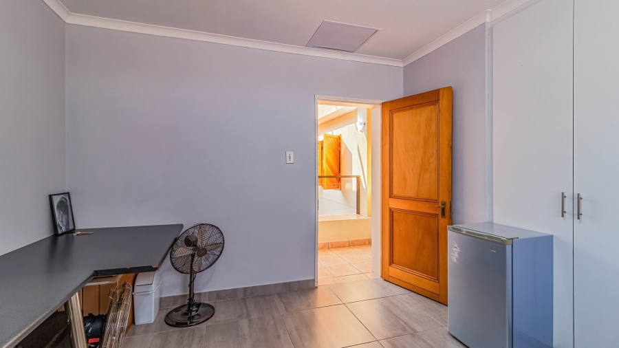 5 Bedroom Property for Sale in Bedfordview Gauteng