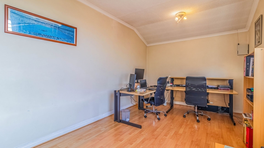 5 Bedroom Property for Sale in Bedfordview Gauteng