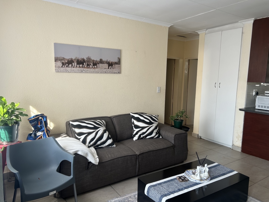 2 Bedroom Property for Sale in Vorna Valley Gauteng