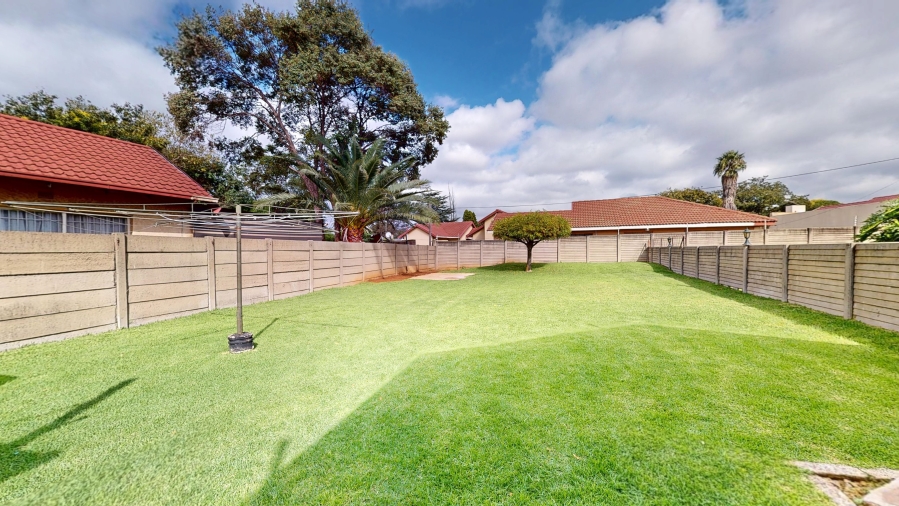 4 Bedroom Property for Sale in Lilianton Gauteng