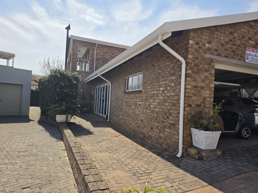 3 Bedroom Property for Sale in Misty Bay Gauteng