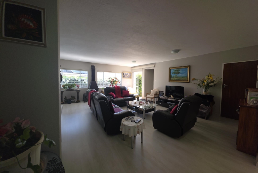 3 Bedroom Property for Sale in Misty Bay Gauteng