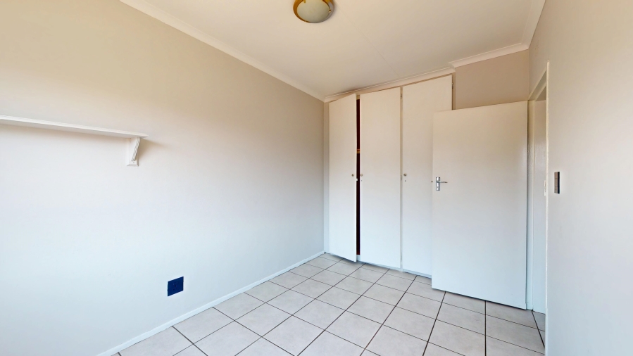 2 Bedroom Property for Sale in Dayanglen Gauteng