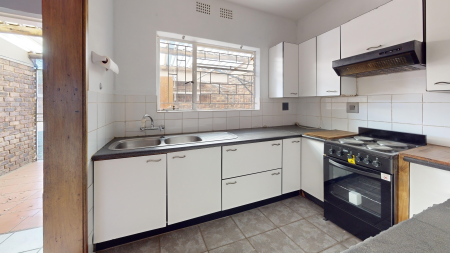 2 Bedroom Property for Sale in Dayanglen Gauteng