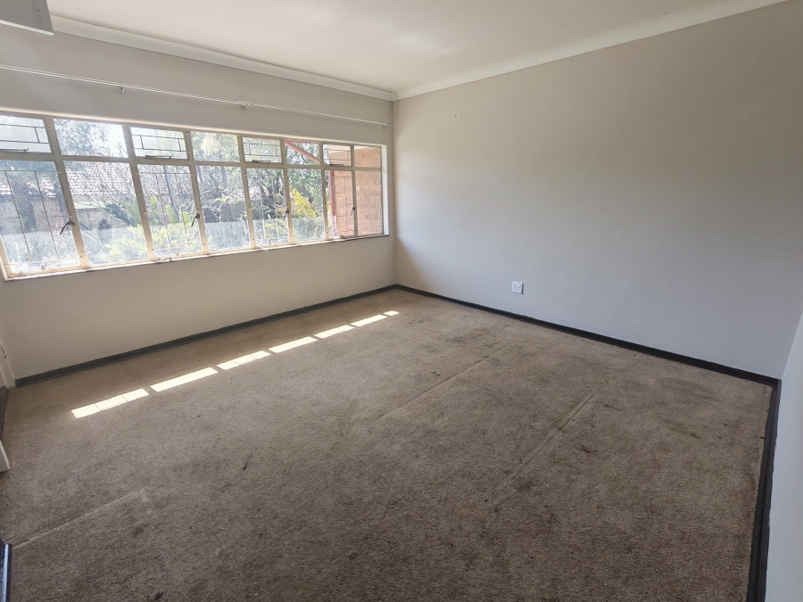 5 Bedroom Property for Sale in Pretoria North Gauteng