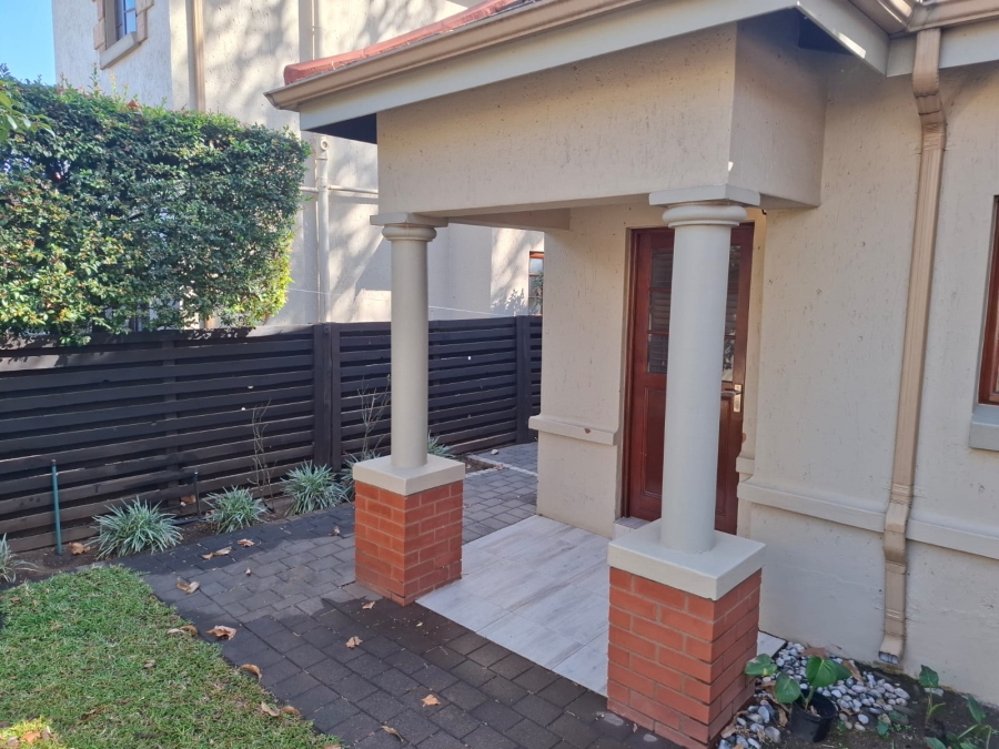 To Let 2 Bedroom Property for Rent in Paulshof Gauteng