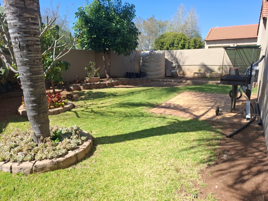 2 Bedroom Property for Sale in Mooikloof Ridge Gauteng