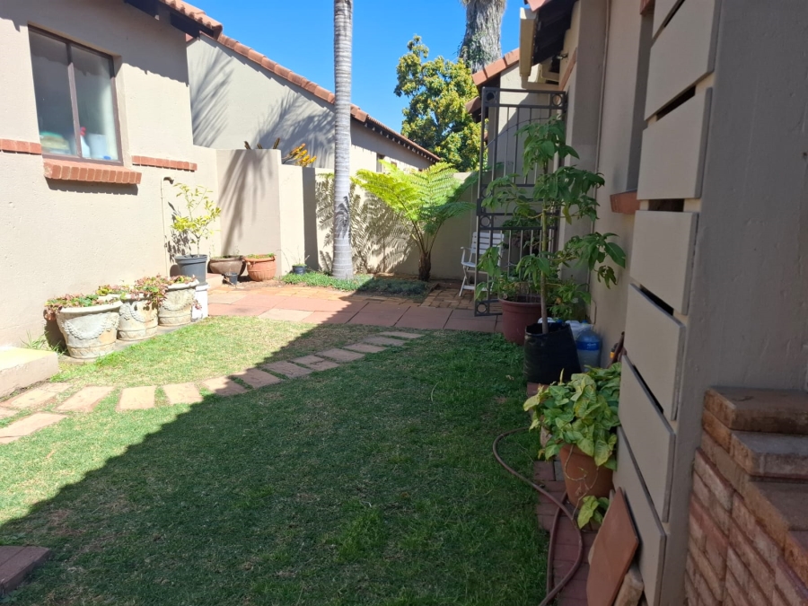 2 Bedroom Property for Sale in Mooikloof Ridge Gauteng