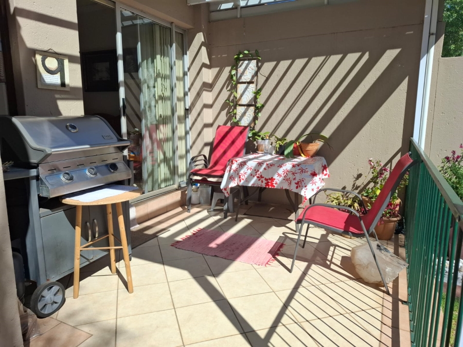 2 Bedroom Property for Sale in Mooikloof Ridge Gauteng