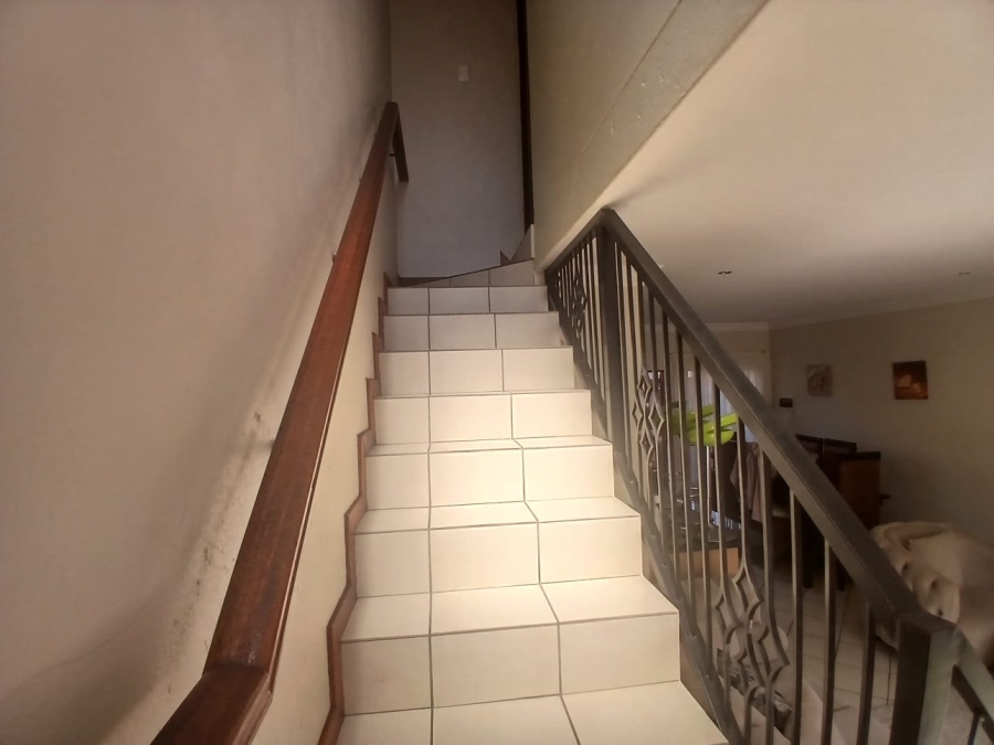 2 Bedroom Property for Sale in Theresa Park Gauteng