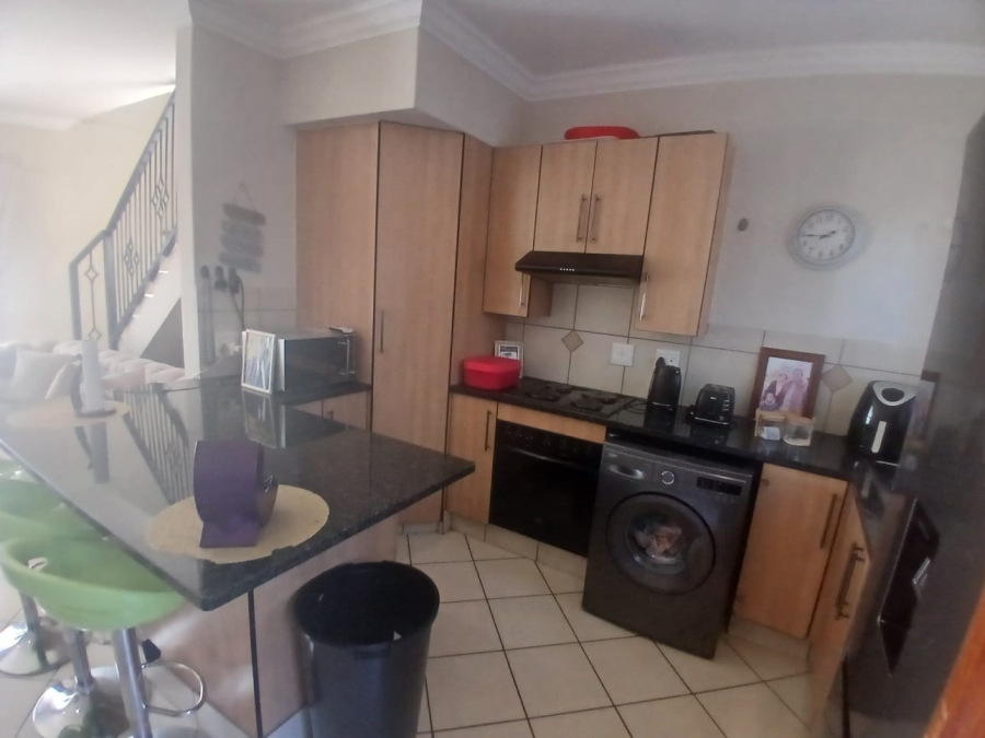 2 Bedroom Property for Sale in Theresa Park Gauteng