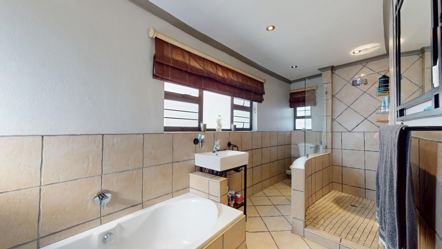 3 Bedroom Property for Sale in Parkrand Gauteng