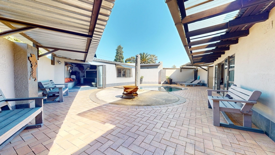 3 Bedroom Property for Sale in Parkrand Gauteng