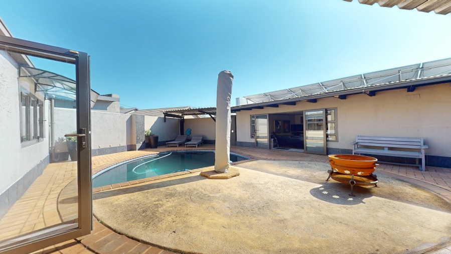 3 Bedroom Property for Sale in Parkrand Gauteng