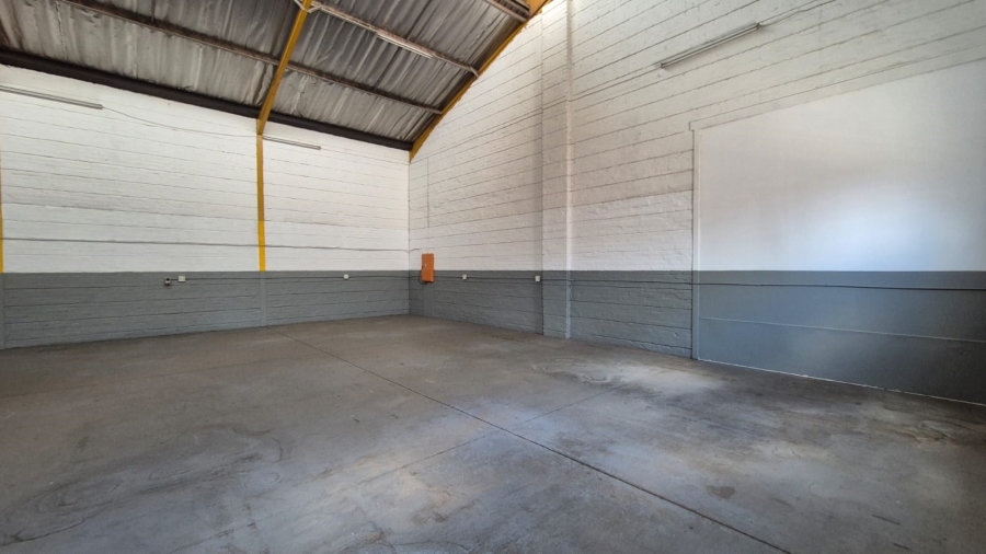 To Let Commercial Property for Rent in Silvertondale Gauteng
