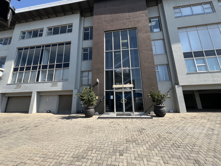 To Let Commercial Property for Rent in Kyalami Gauteng