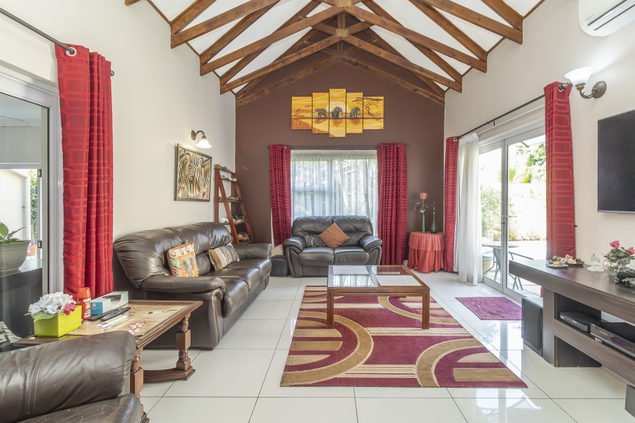 2 Bedroom Property for Sale in Cedar Lakes Gauteng