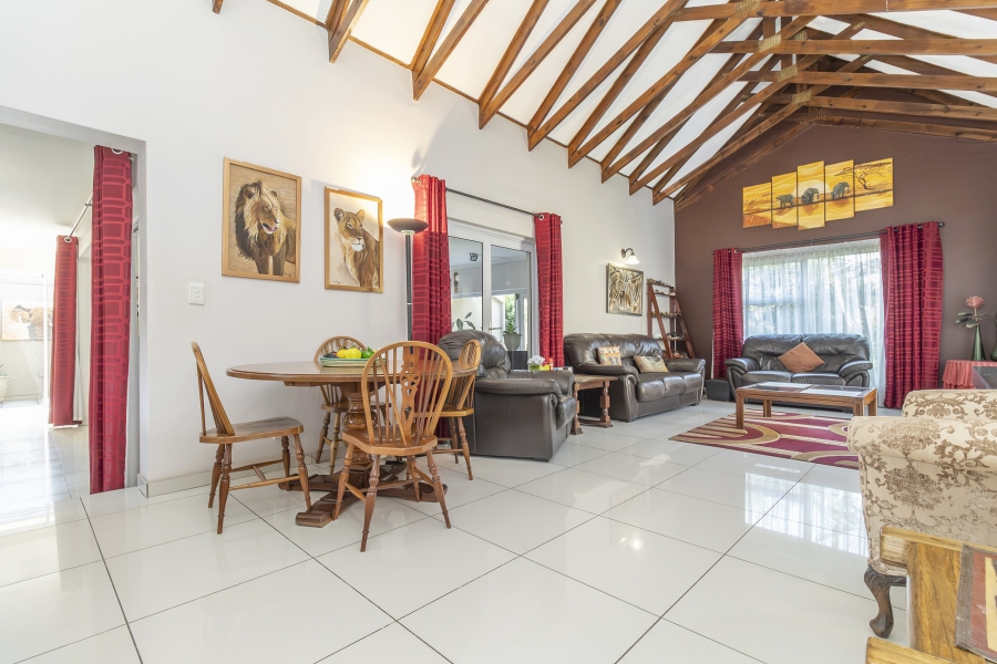 2 Bedroom Property for Sale in Cedar Lakes Gauteng
