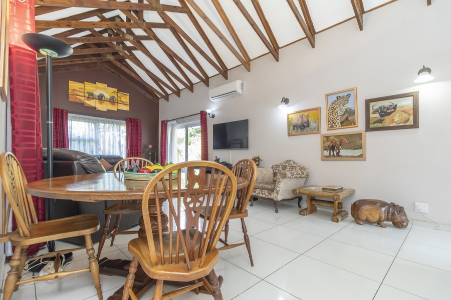 2 Bedroom Property for Sale in Cedar Lakes Gauteng