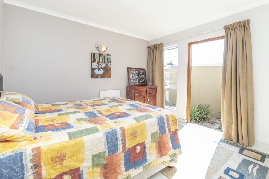 2 Bedroom Property for Sale in Cedar Lakes Gauteng