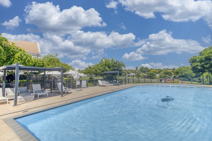 2 Bedroom Property for Sale in Cedar Lakes Gauteng