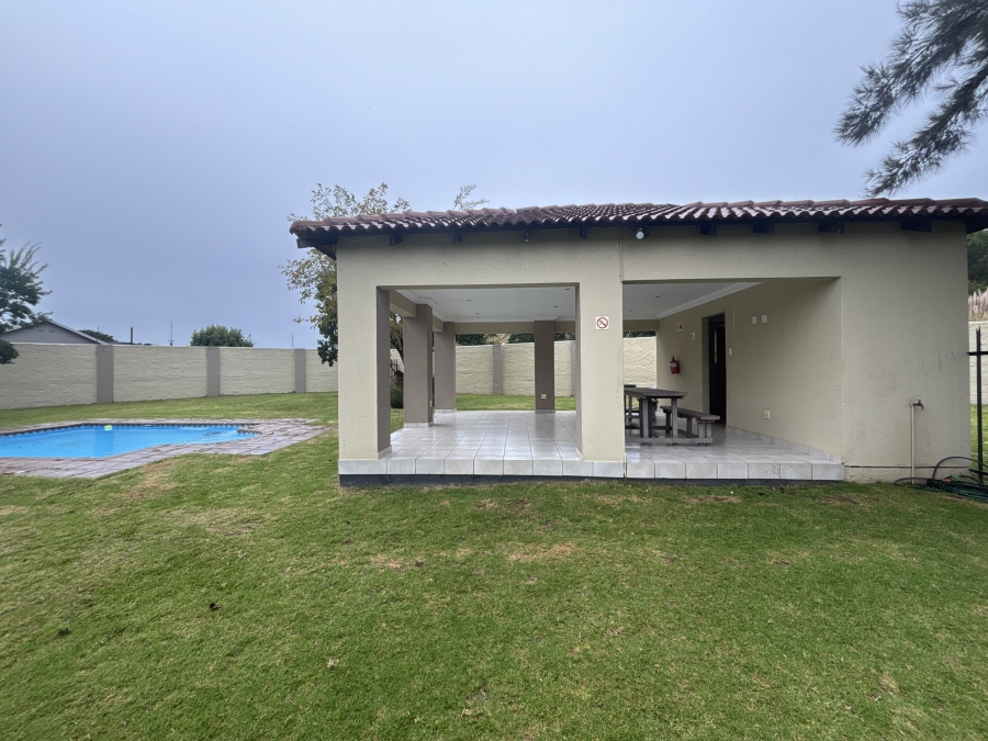 2 Bedroom Property for Sale in Morehill Gauteng