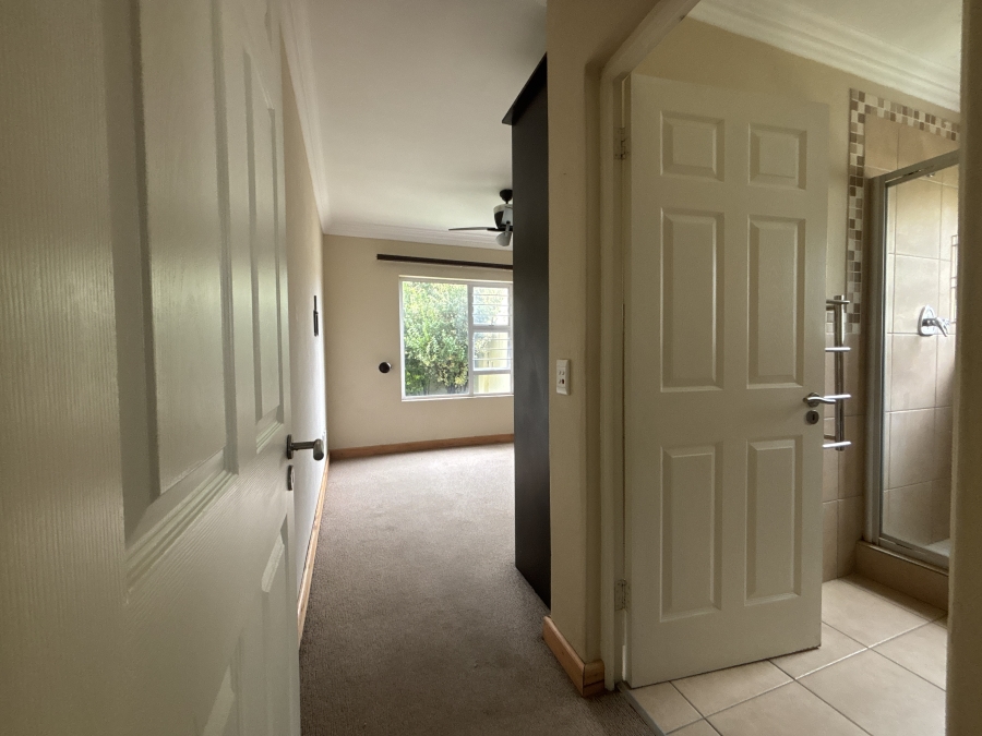 2 Bedroom Property for Sale in Morehill Gauteng