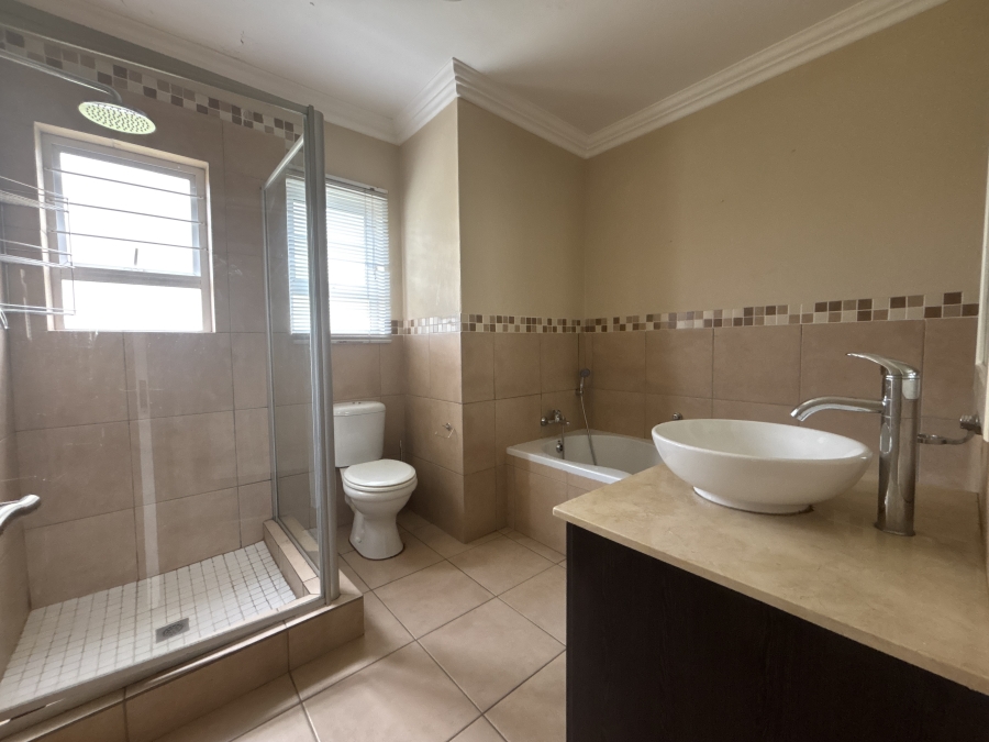 2 Bedroom Property for Sale in Morehill Gauteng
