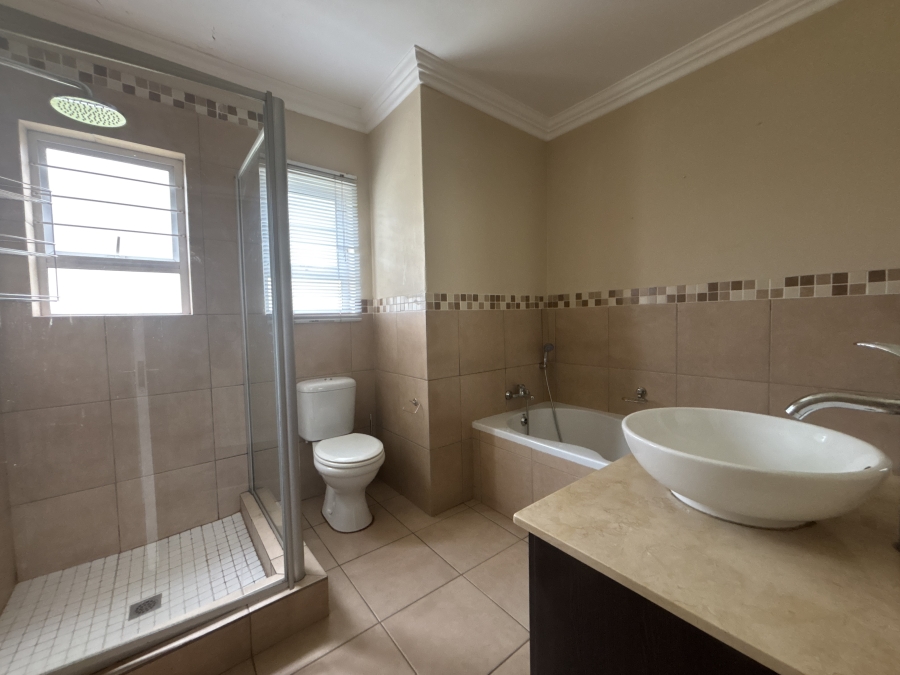 2 Bedroom Property for Sale in Morehill Gauteng