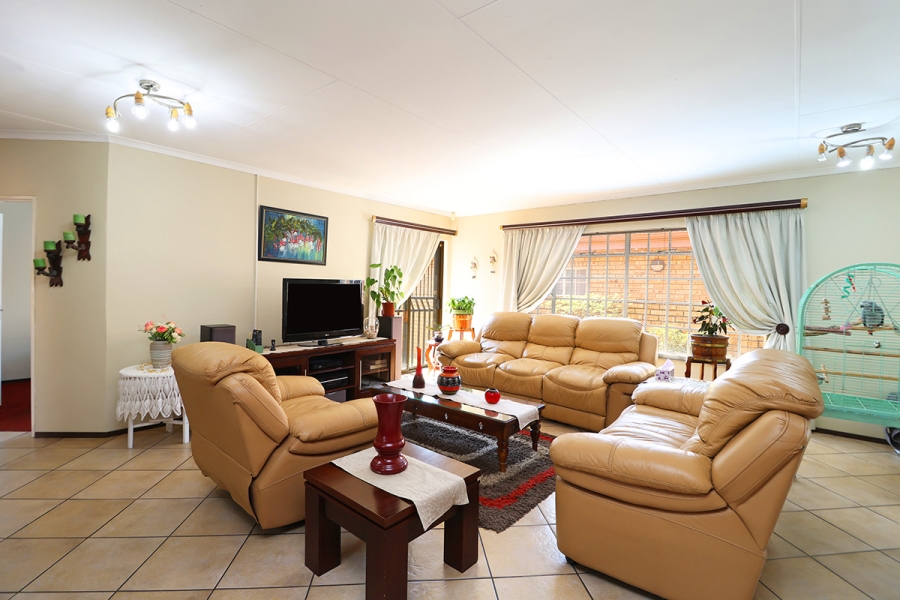 3 Bedroom Property for Sale in Eike Park Gauteng