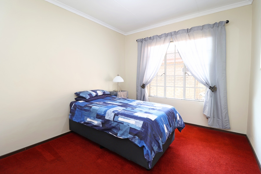 3 Bedroom Property for Sale in Eike Park Gauteng