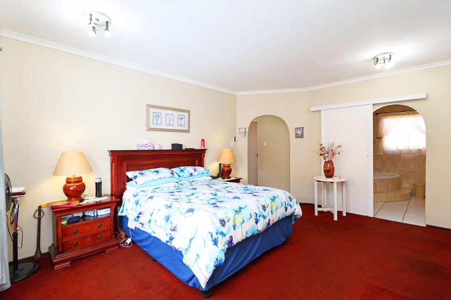 3 Bedroom Property for Sale in Eike Park Gauteng