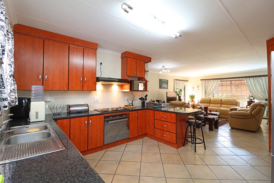 3 Bedroom Property for Sale in Eike Park Gauteng