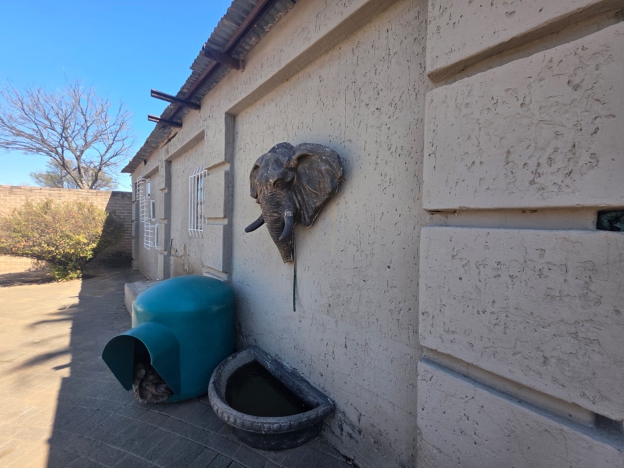 4 Bedroom Property for Sale in Mantevrede Gauteng