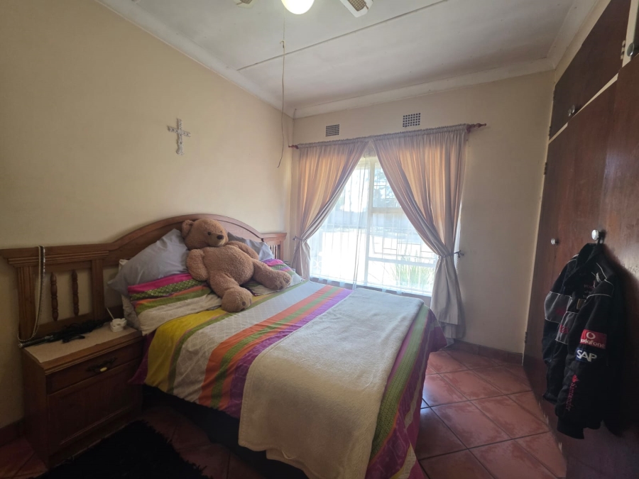 4 Bedroom Property for Sale in Mantevrede Gauteng