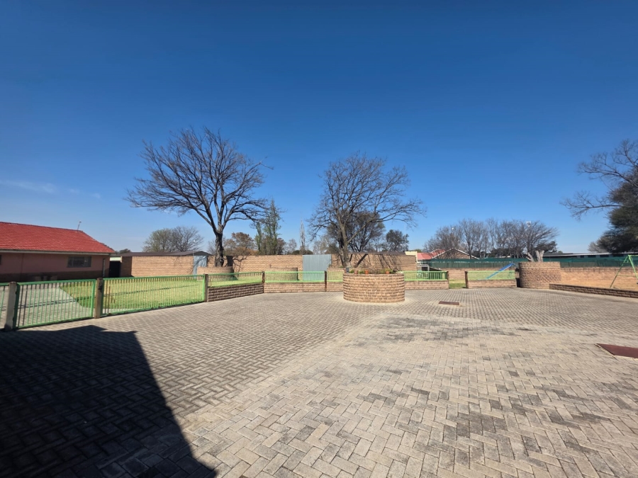 4 Bedroom Property for Sale in Mantevrede Gauteng